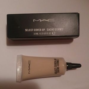 Mac NC20 Select Cover-Up Concealer